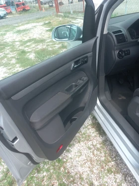 VW Touran 1, 9 TDI Италия - 6446 лв. - 91974174 9