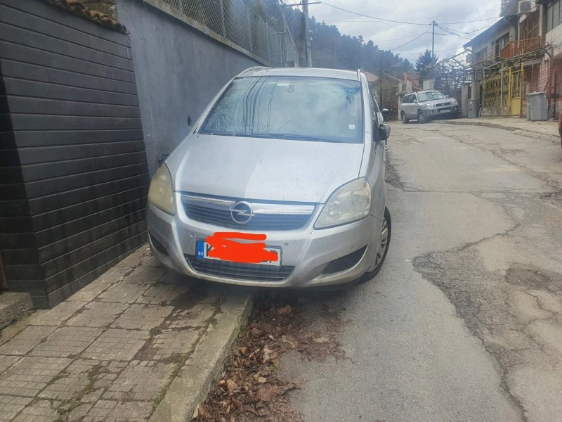 Opel Zafira 1.6 МЕТАН, снимка 1 - Автомобили и джипове - 44050625