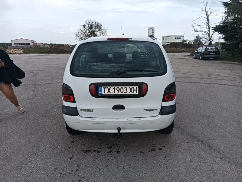 Renault Scenic, снимка 4 - Автомобили и джипове - 47323967