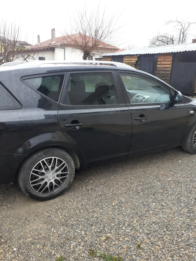 Kia Ceed, снимка 5 - Автомобили и джипове - 48430721