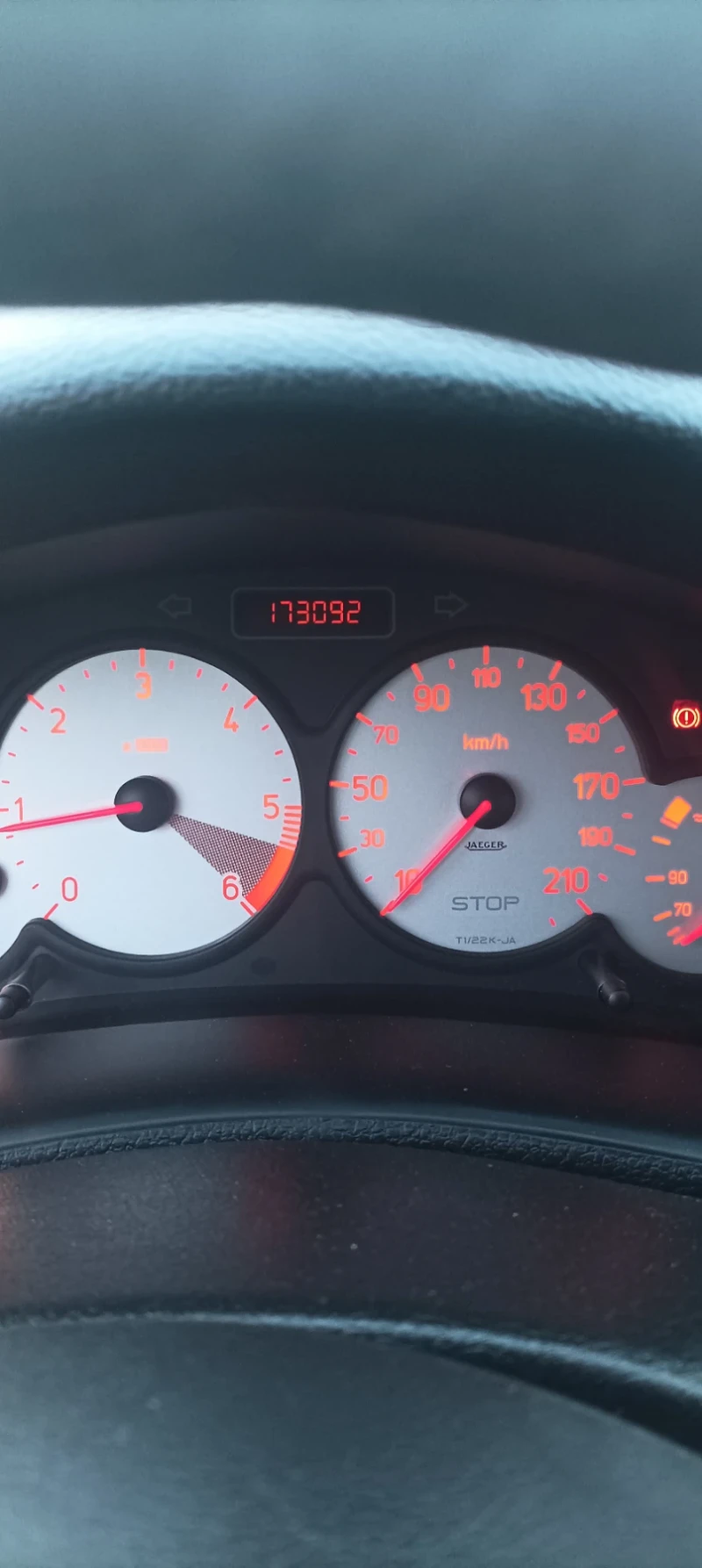 Peugeot 206, снимка 5 - Автомобили и джипове - 48885103