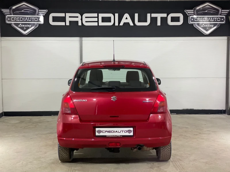 Suzuki Swift 1.3i, снимка 5 - Автомобили и джипове - 48969539