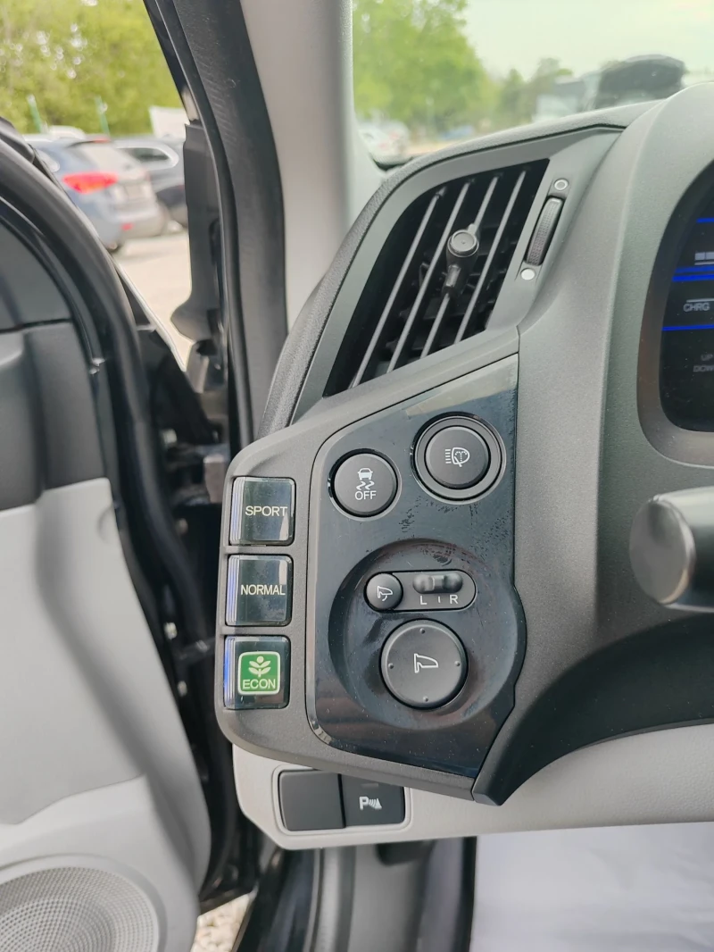 Honda Crz 1.5, 114к.с.Хибрид, снимка 13 - Автомобили и джипове - 50186248