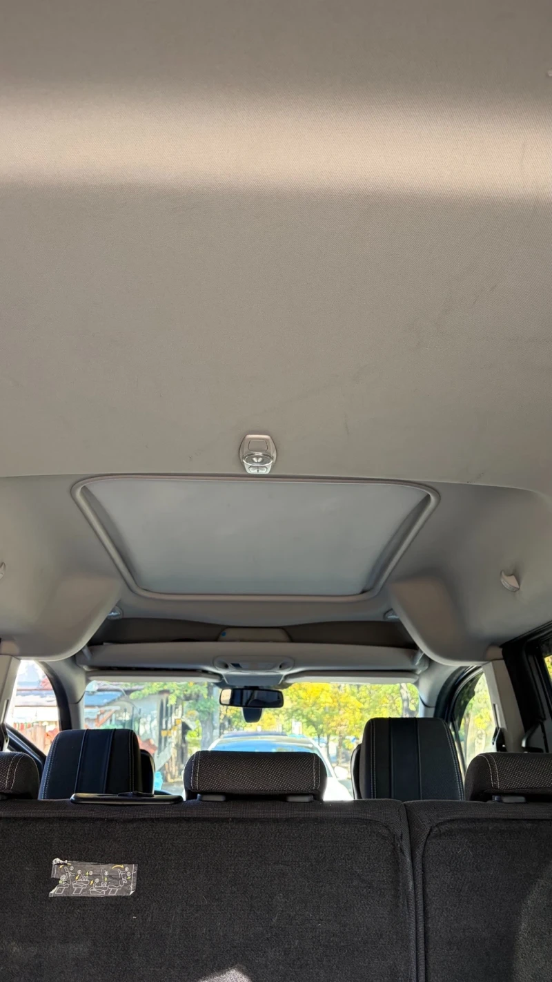 Ford Tourneo Connect, снимка 12 - Автомобили и джипове - 52125139