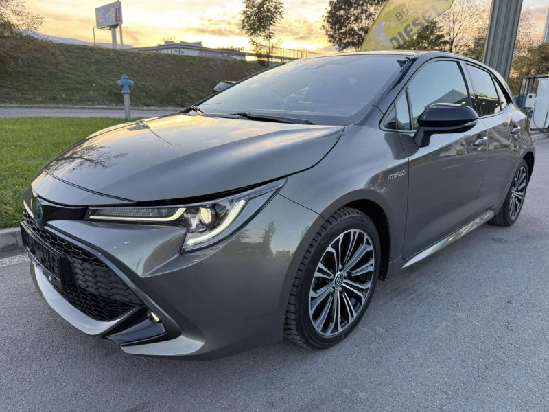 Toyota Corolla HYBRID 67000  BiTone