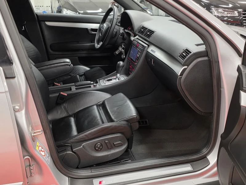 Audi A4 3.0 TDI | ZF-6 | Quattro | 2xS-line | Swiss, снимка 12 - Автомобили и джипове - 52436092