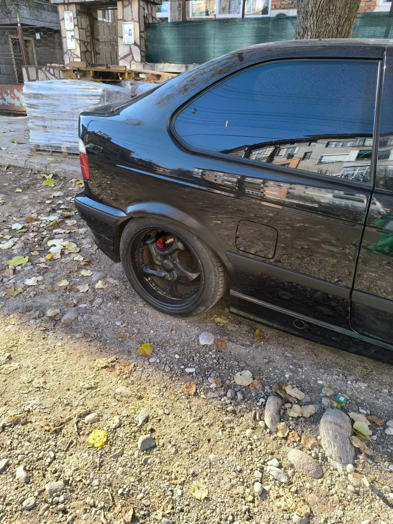 BMW 323 323ti compact, снимка 11 - Автомобили и джипове - 52811113