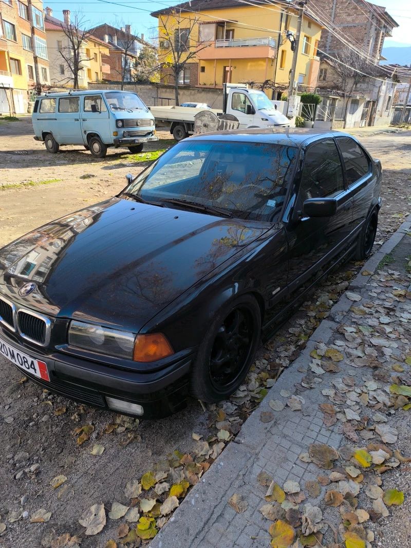 BMW 323 323ti compact, снимка 4 - Автомобили и джипове - 52811113