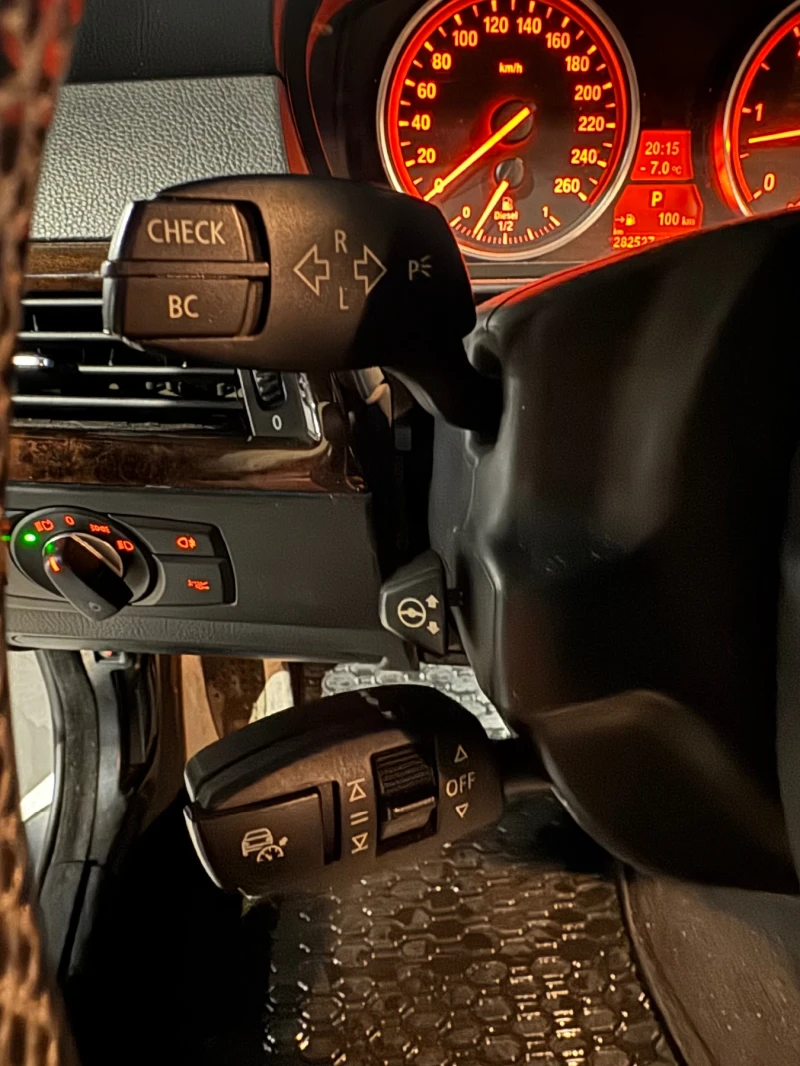 BMW 530 Xdrive, снимка 10 - Автомобили и джипове - 53144569