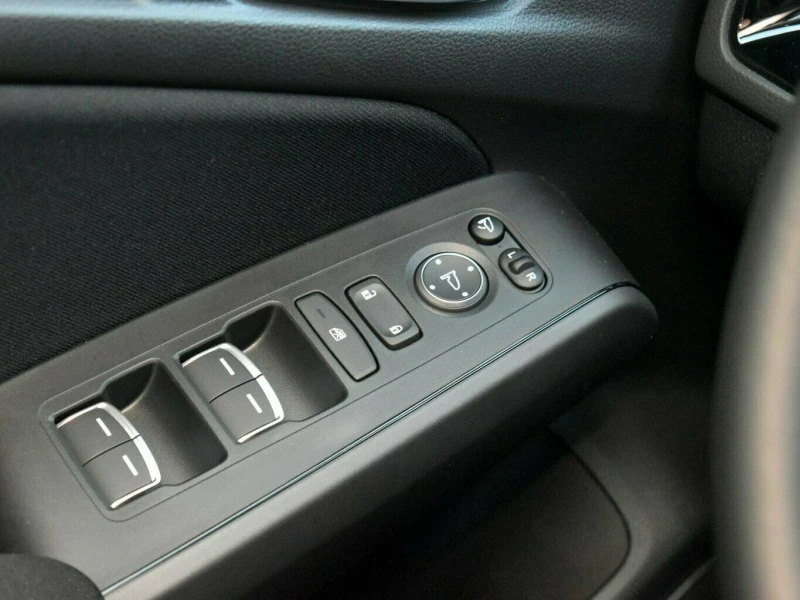 Honda Civic HEV* ELEGANCE* LED* DISTR* CARPLAY* , снимка 3 - Автомобили и джипове - 53381182