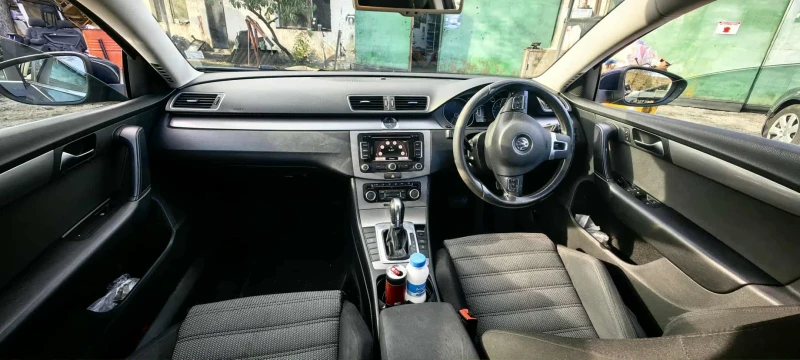 VW Passat 2.0 TDI dsg, снимка 5 - Автомобили и джипове - 53392295