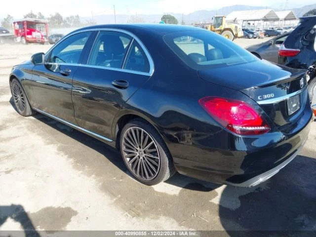 Mercedes-Benz C 300, снимка 2 - Автомобили и джипове - 48724681