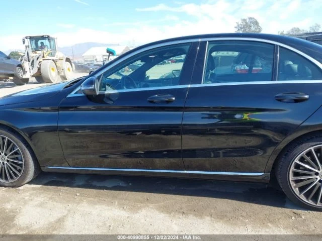 Mercedes-Benz C 300, снимка 7 - Автомобили и джипове - 48724681