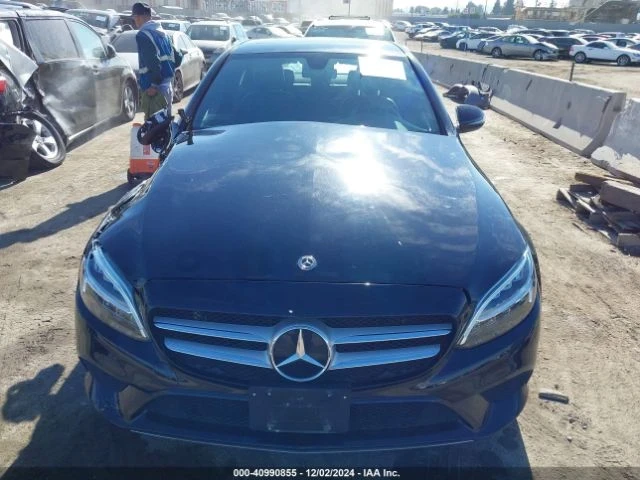 Mercedes-Benz C 300, снимка 5 - Автомобили и джипове - 48724681