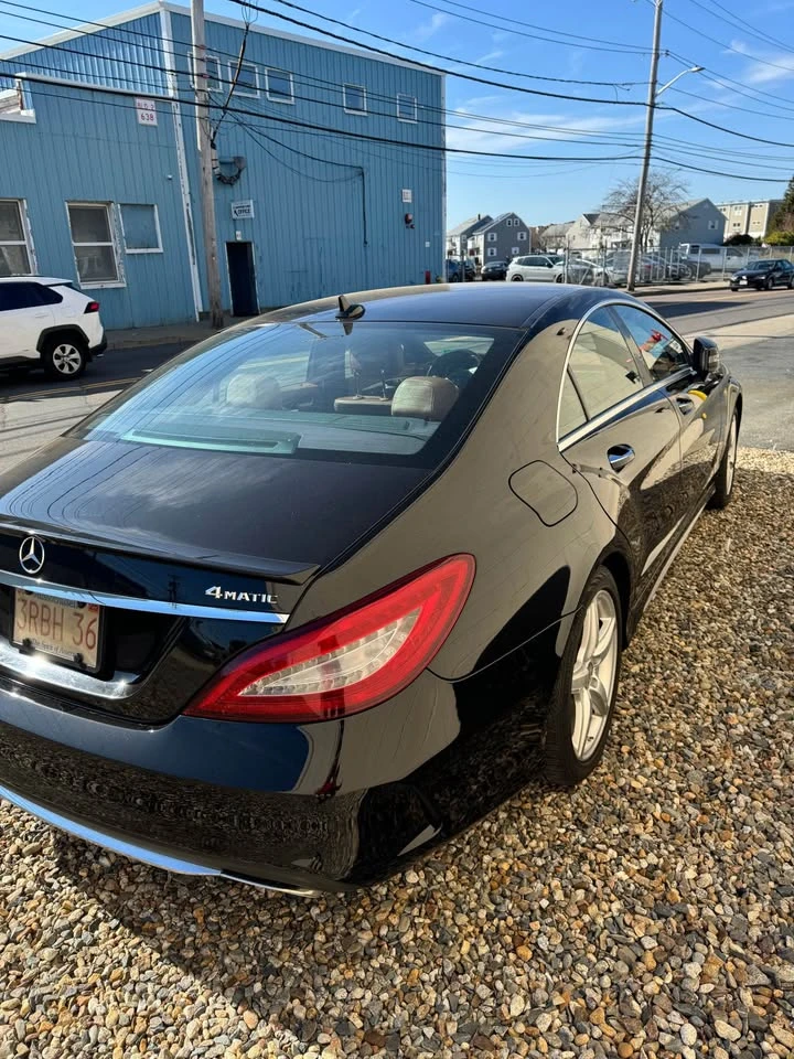 Mercedes-Benz CLS 400 С РЕГИСТРАЦИЯ & АВТО КРЕДИТ, снимка 3 - Автомобили и джипове - 53608806