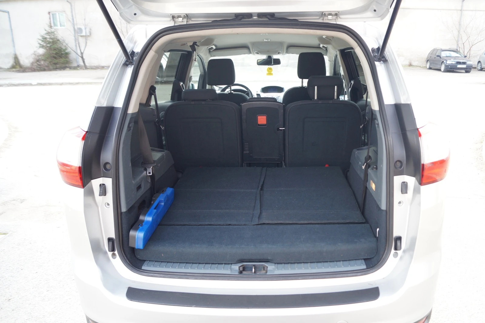 Ford Grand C-Max 6+ 1 АВТОМАТИК | Mobile.bg — изображение 12