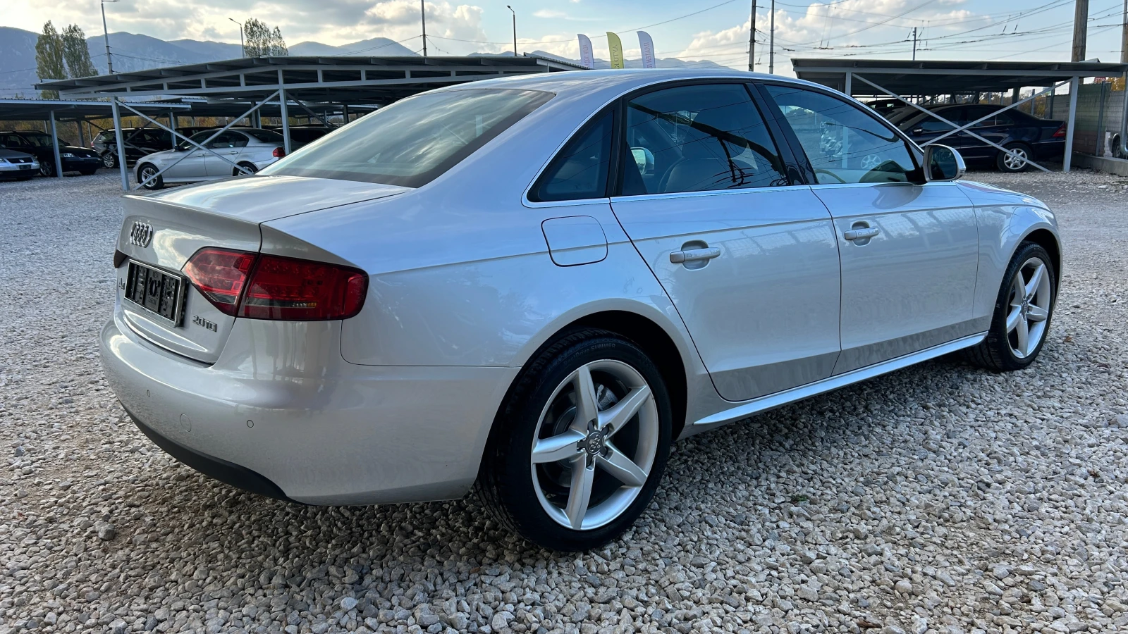 Audi A4 2.0TDI-143к.с.-BANG&OLUFSEN - изображение 3