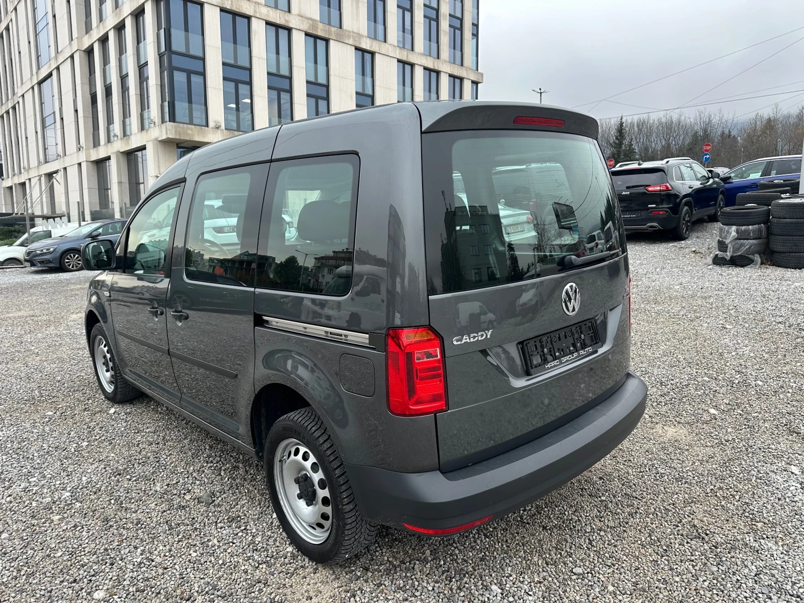 VW Caddy 4х4 АВТОМАТИК  - изображение 8