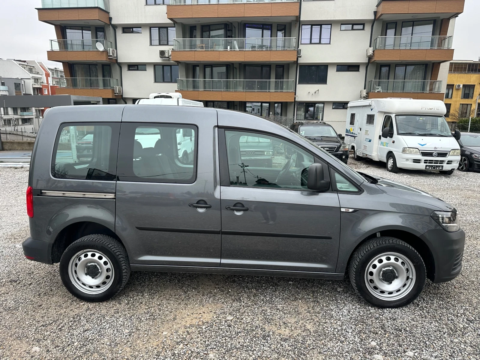 VW Caddy 4х4 АВТОМАТИК  - изображение 4