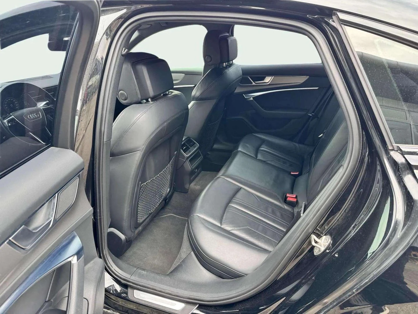 Audi A6 Limousine Sport 45 TDI quattro - изображение 8