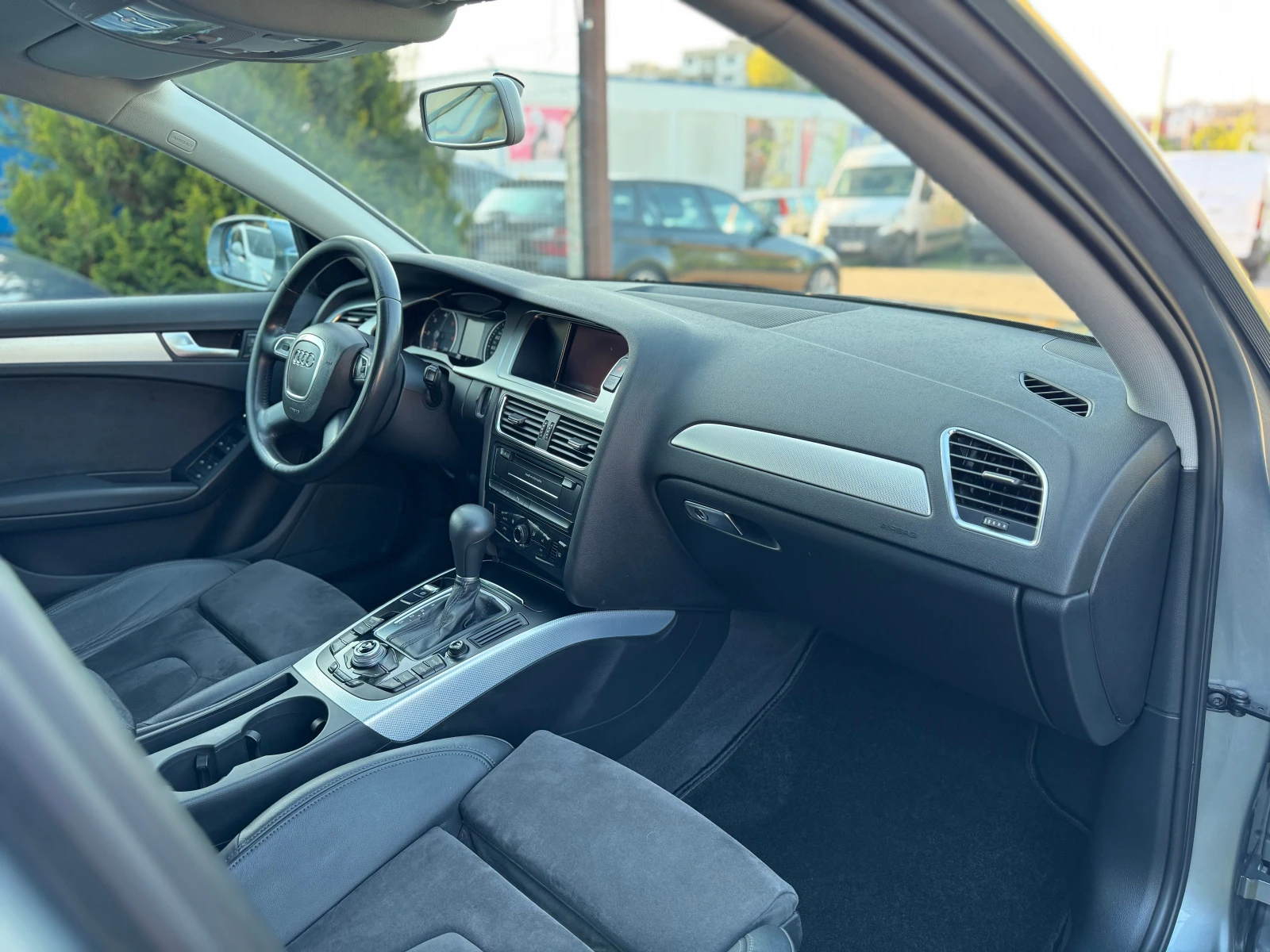 Audi A4 2.0TDI NAVI - изображение 9