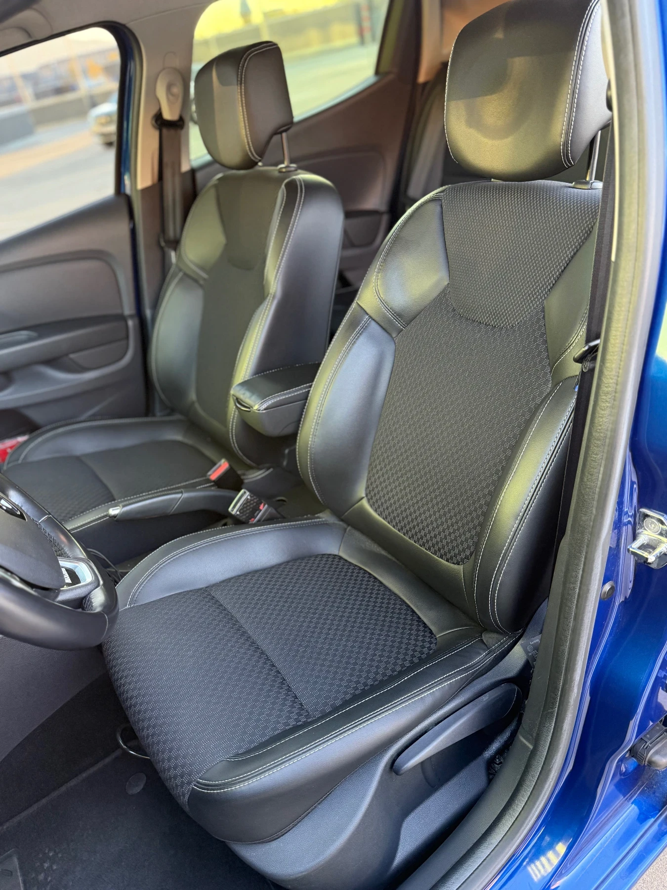 Renault Clio MOSCHINO | Mobile.bg � ����������� 11