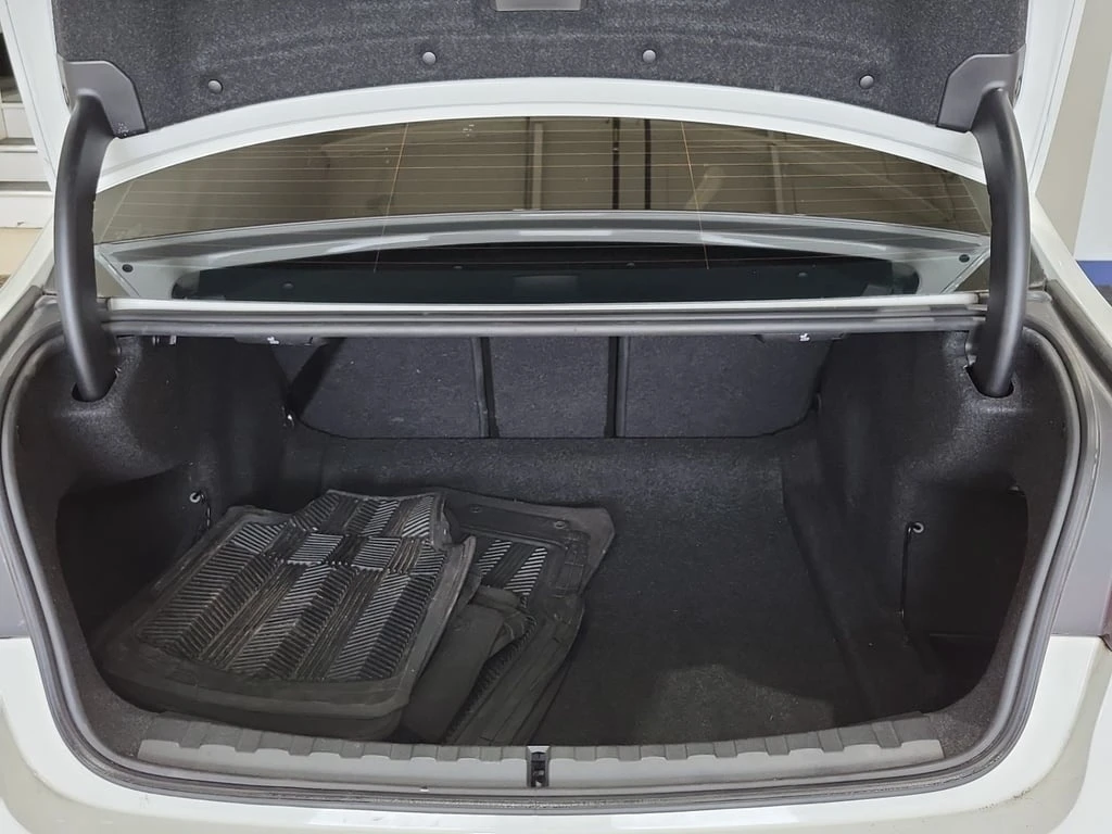 BMW 330 * 330I XDRIVE * CARFAX *    | Mobile.bg   14