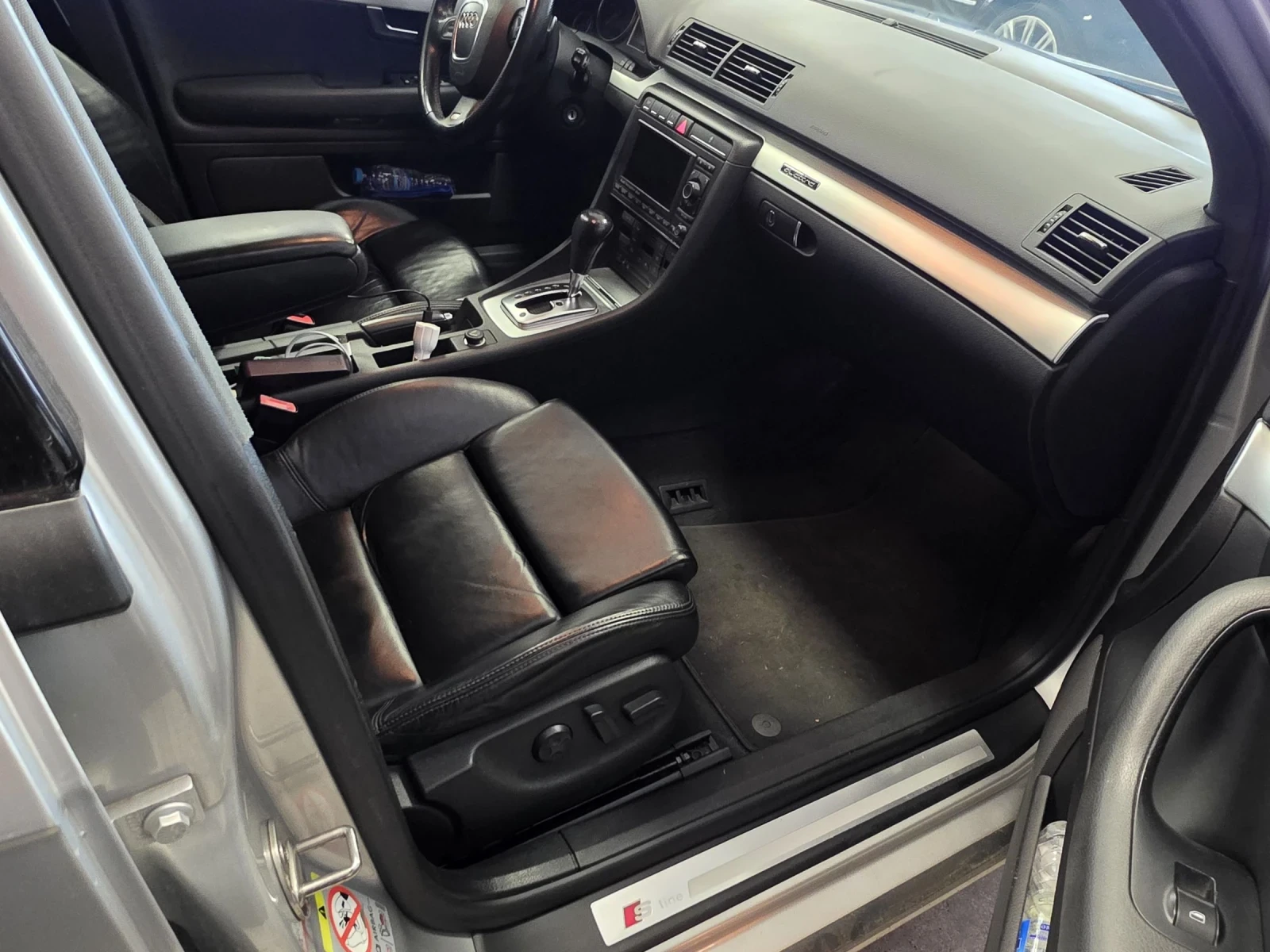 Audi A4 3.0 TDI | ZF-6 | Quattro | 2xS-line | Swiss | Mobile.bg   14