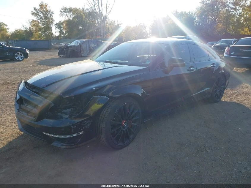 Mercedes-Benz CLS 63 AMG 2012 MERCEDES-BENZ CLS 63 AMG - изображение 3