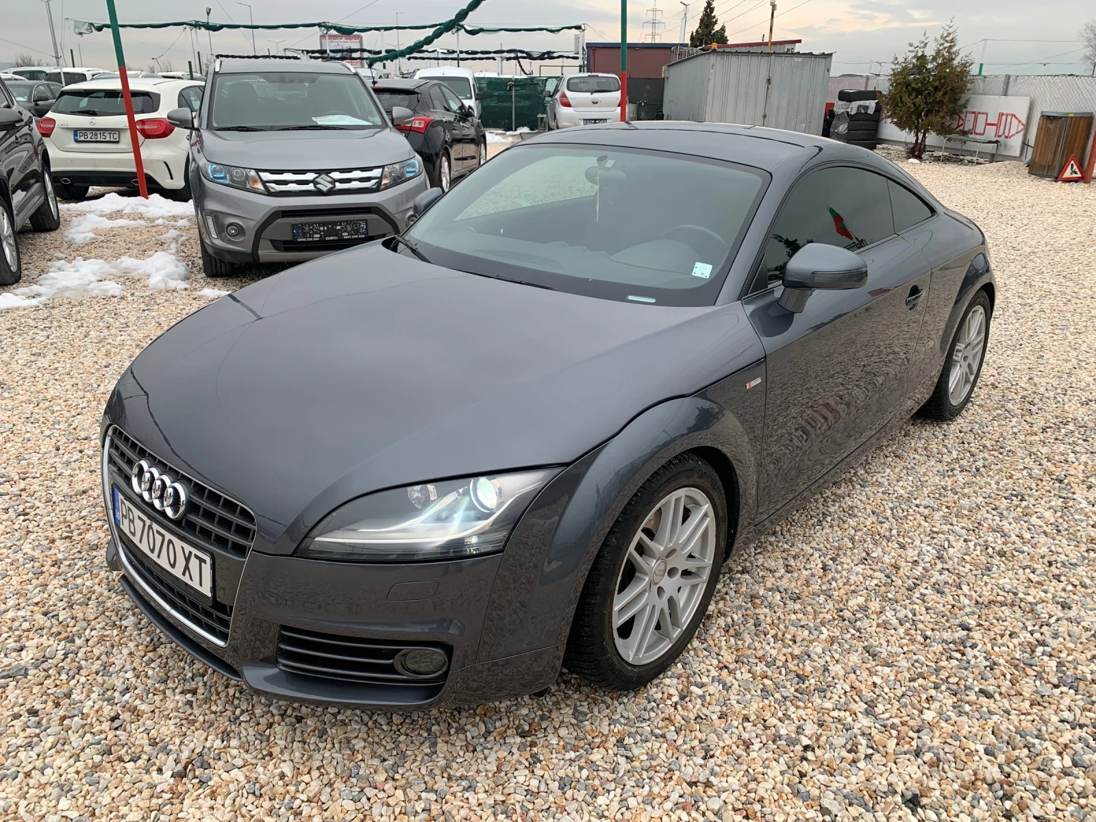 Audi Tt 2.0i 240кс - изображение 2