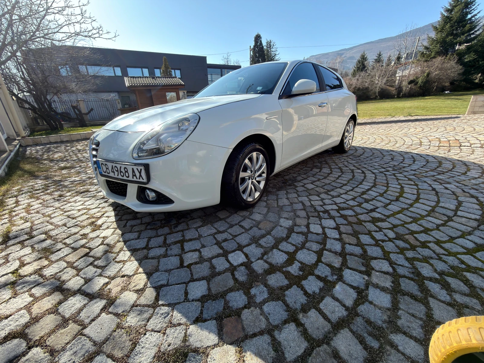 Alfa Romeo Giulietta, снимка 5 - Автомобили и джипове - 53810511