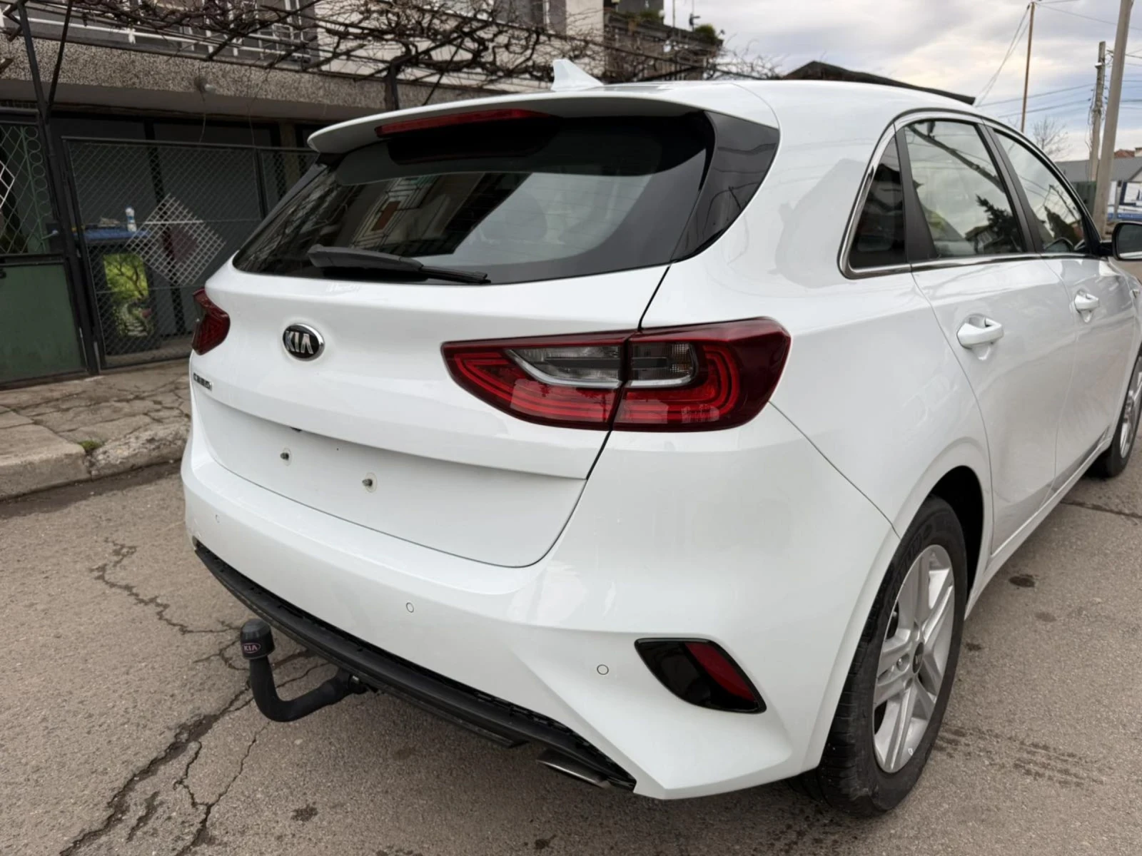 Kia Ceed 1.6 Tdi Германиа, снимка 9 - Автомобили и джипове - 53852514