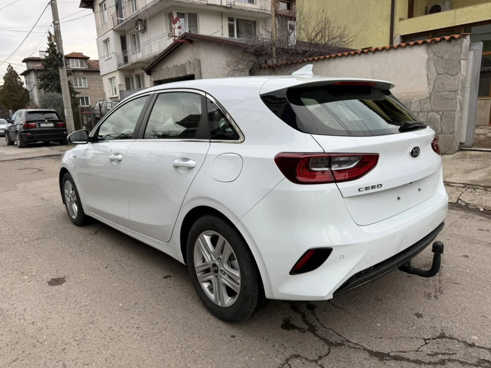 Kia Ceed 1.6 Tdi Германиа, снимка 12 - Автомобили и джипове - 53852514