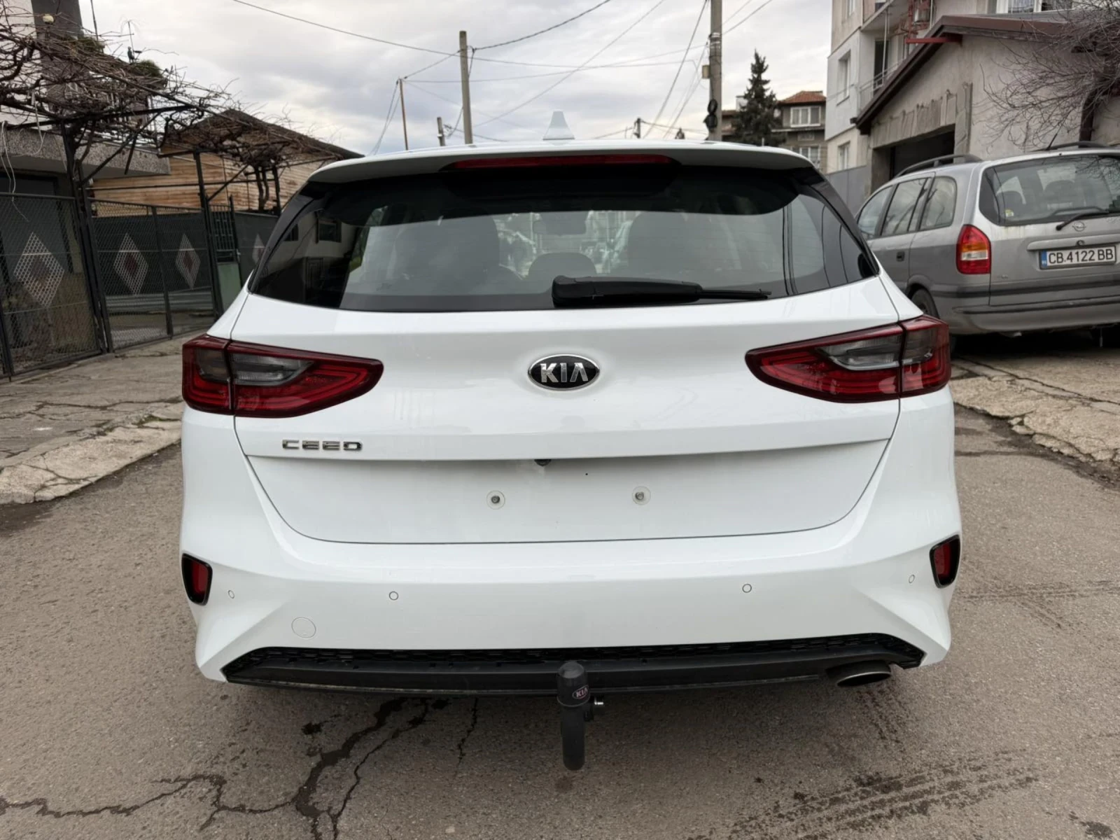 Kia Ceed 1.6 Tdi Германиа, снимка 11 - Автомобили и джипове - 53852514