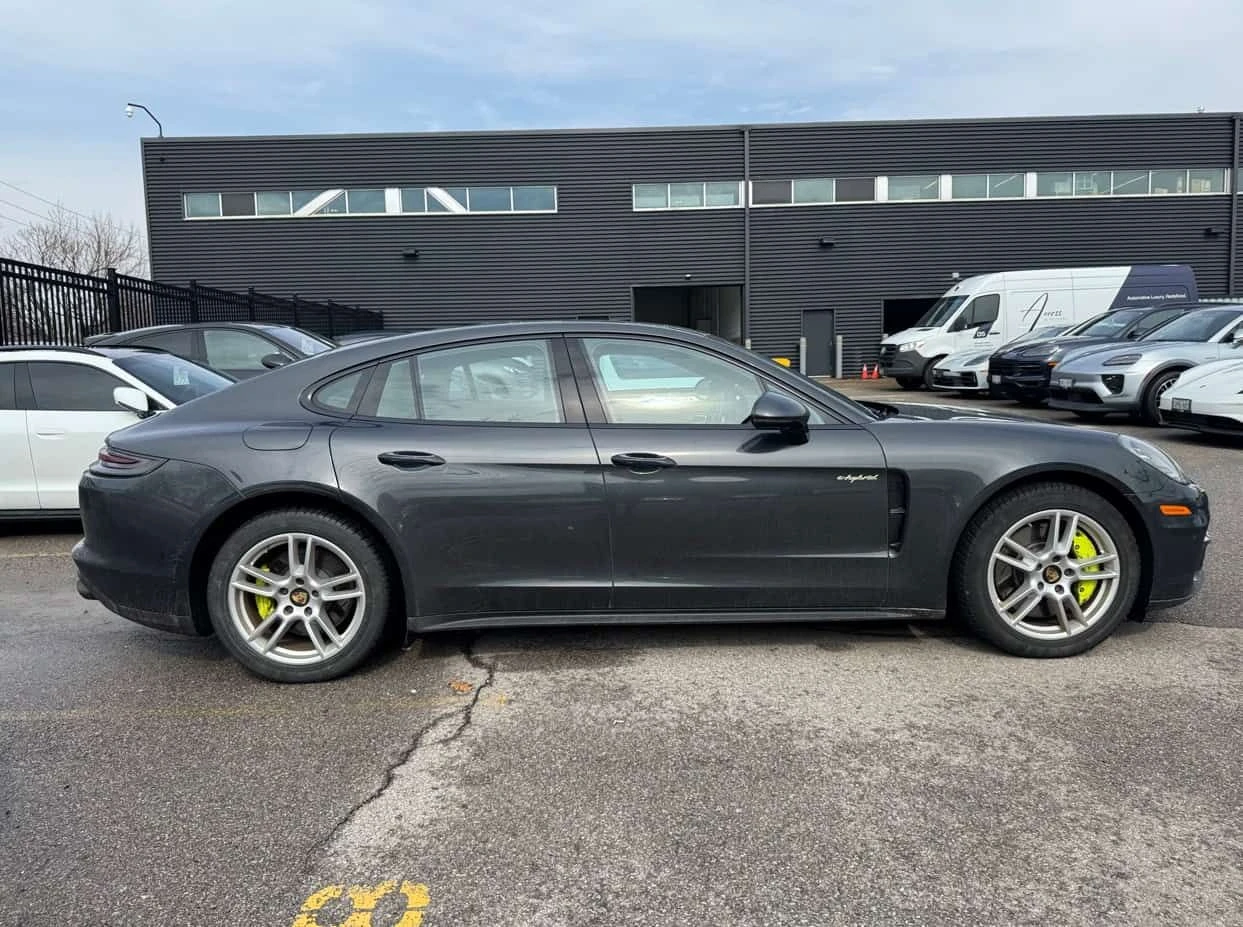 Porsche Panamera * 4 * CARFAX * ПРЕДСТАВИТЕЛСТВО * ПОДГРЕВ * КАМЕРА, снимка 3 - Автомобили и джипове - 54047342