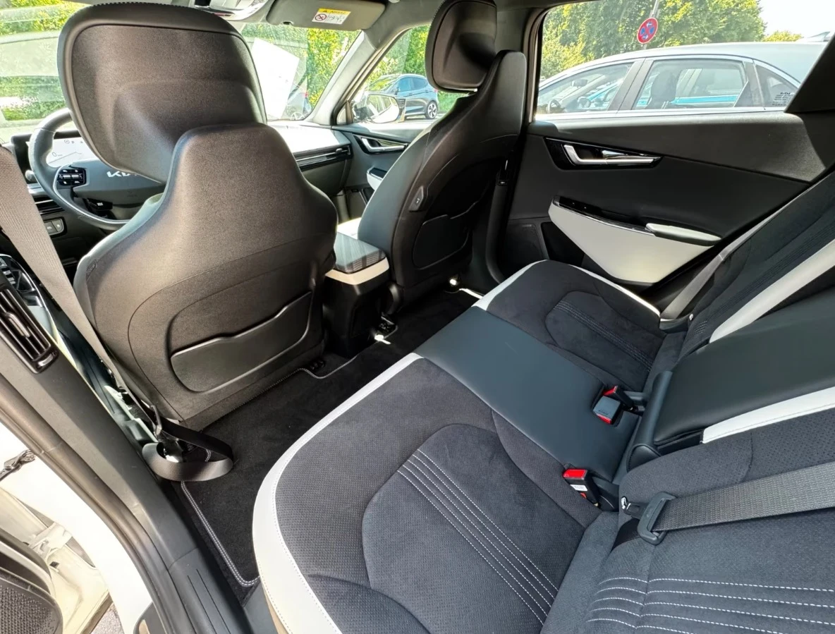 Kia EV6 GT-Line* 4WD* Meridian | Mobile.bg � ����������� 5