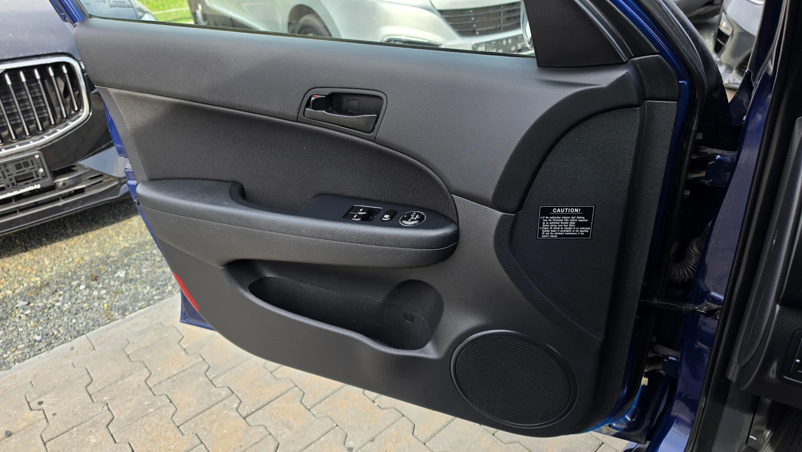 Hyundai I30 1.6* 90кс* Евро5, снимка 14 - Автомобили и джипове - 54214346