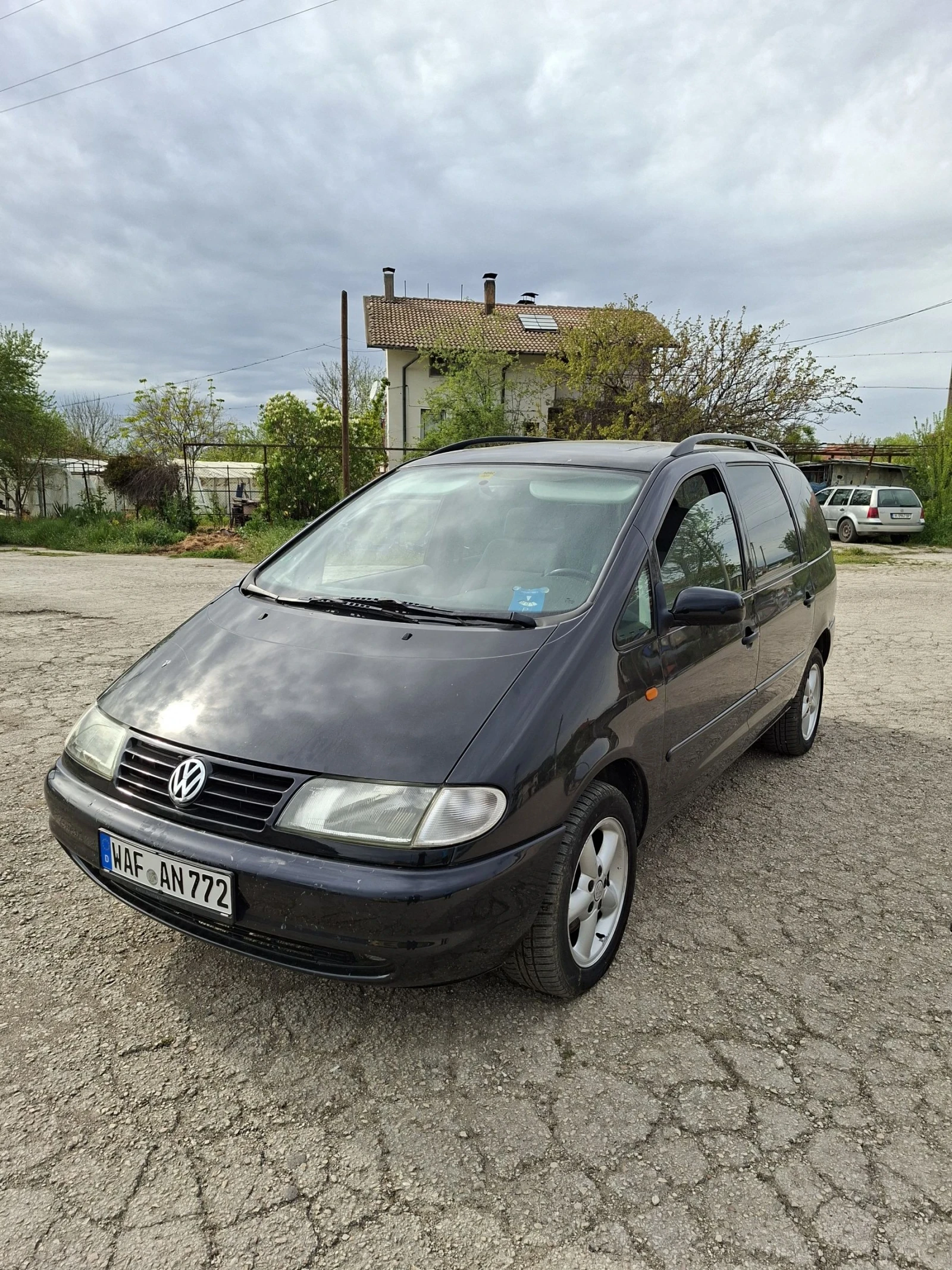 VW Sharan 1.9 TDI 110к.с.