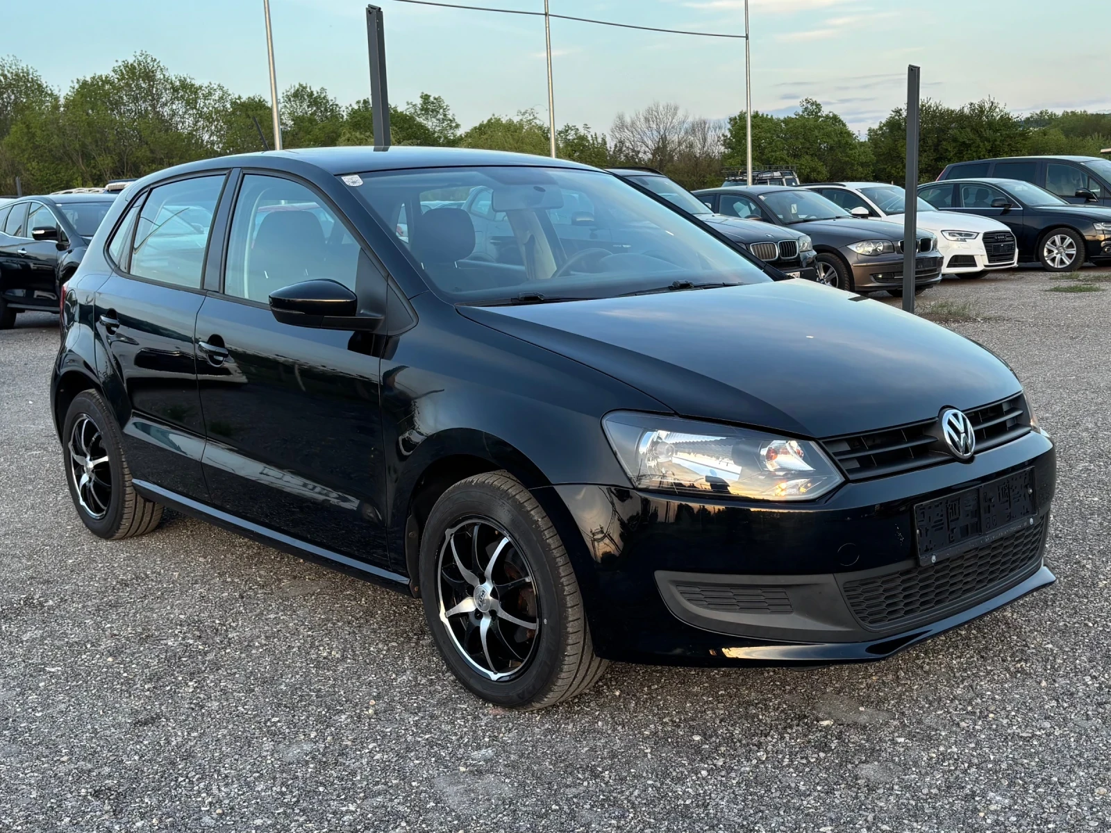 VW Polo, снимка 3 - Автомобили и джипове - 54370733