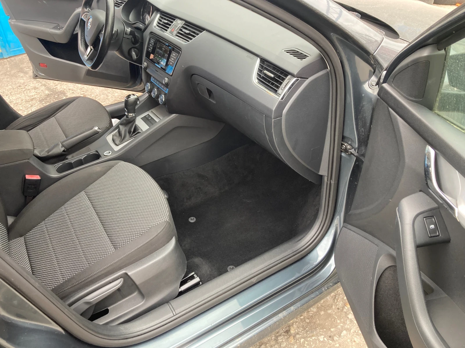 Skoda Octavia 1, 6TDI-110ps/2016/автоматик, снимка 15 - Автомобили и джипове - 54391948