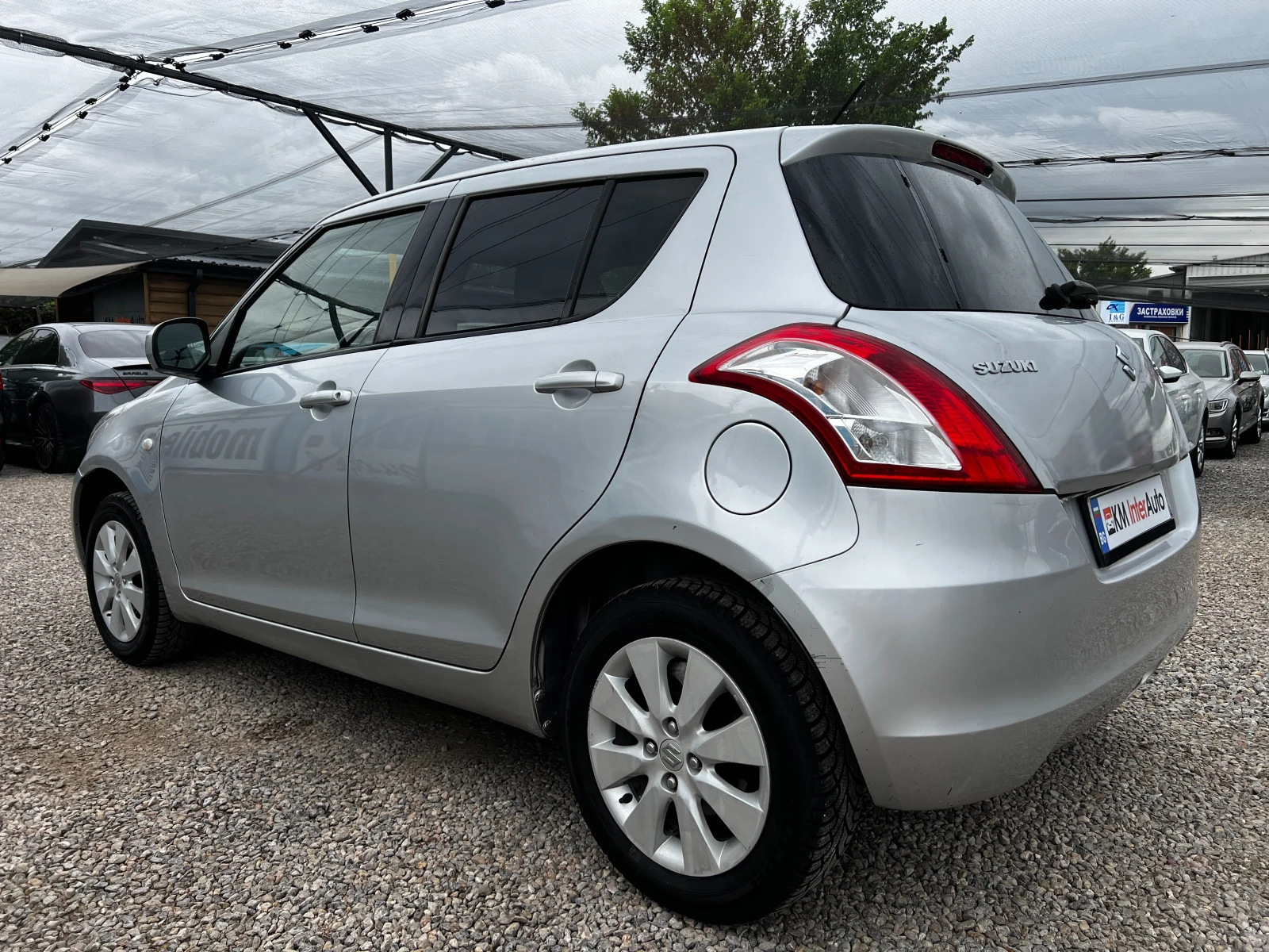 Suzuki Swift 1.2i 4x4 EURO-5B СЕРВИЗНА ИСТОРИЯ, снимка 6 - Автомобили и джипове - 54478269