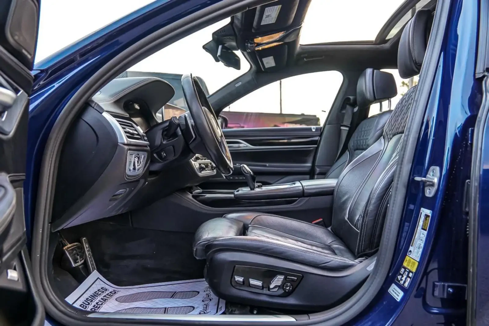 BMW 750 XDRIVE M SPORT PKG* FULL* КРАЙНА ЦЕНА, снимка 10 - Автомобили и джипове - 54945649