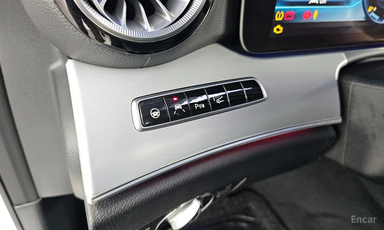 Mercedes-Benz CLS 400 4MATIC* BURMESTER* ОБДУХВАНЕ* LANE* ASSIST* 360КАМ, снимка 6 - Автомобили и джипове - 55028677