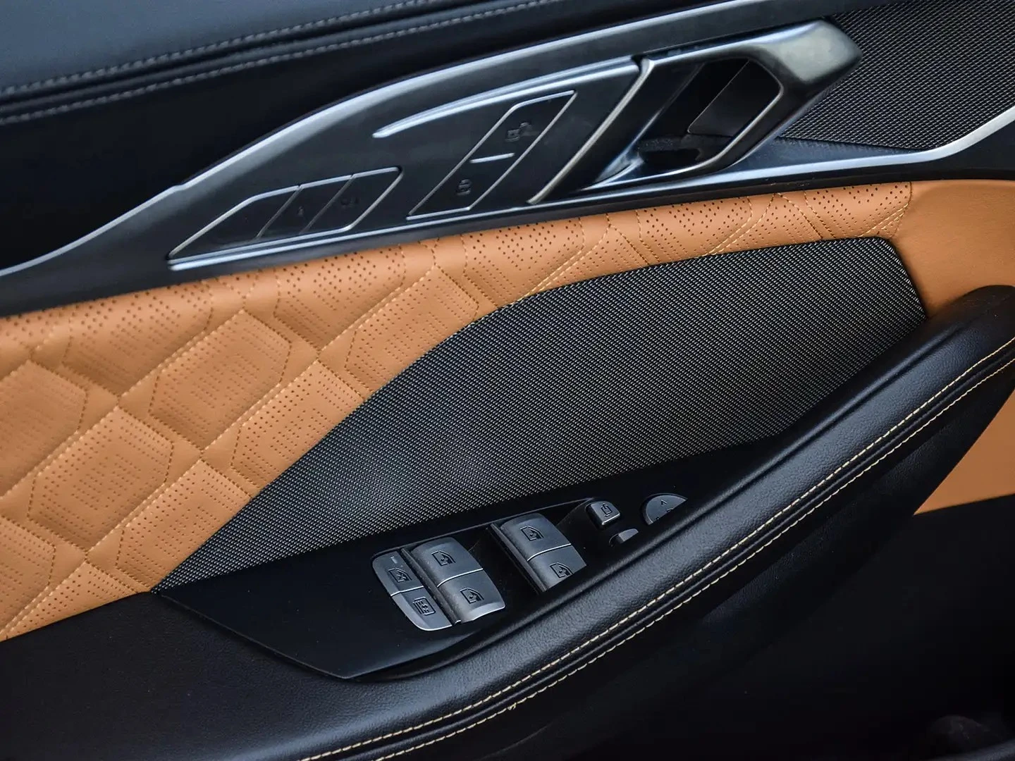 BMW M8 Gran Coupe | Competition | Executive | Individual  | Mobile.bg � ����������� 9