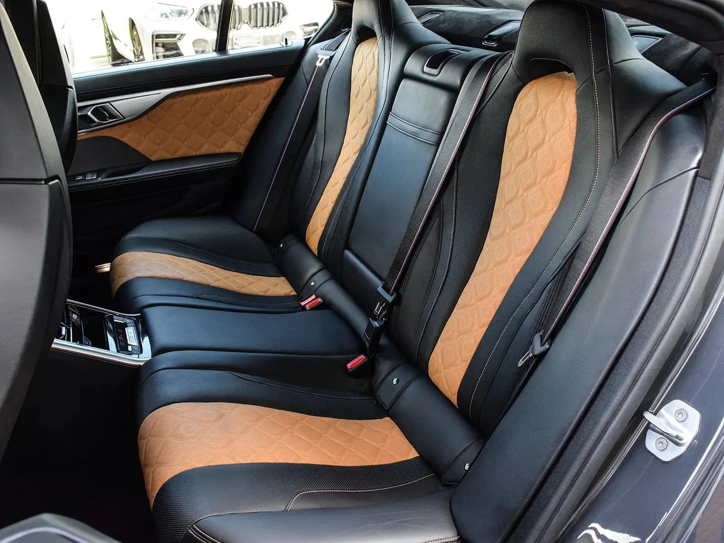 BMW M8 Gran Coupe | Competition | Executive | Individual  | Mobile.bg � ����������� 12