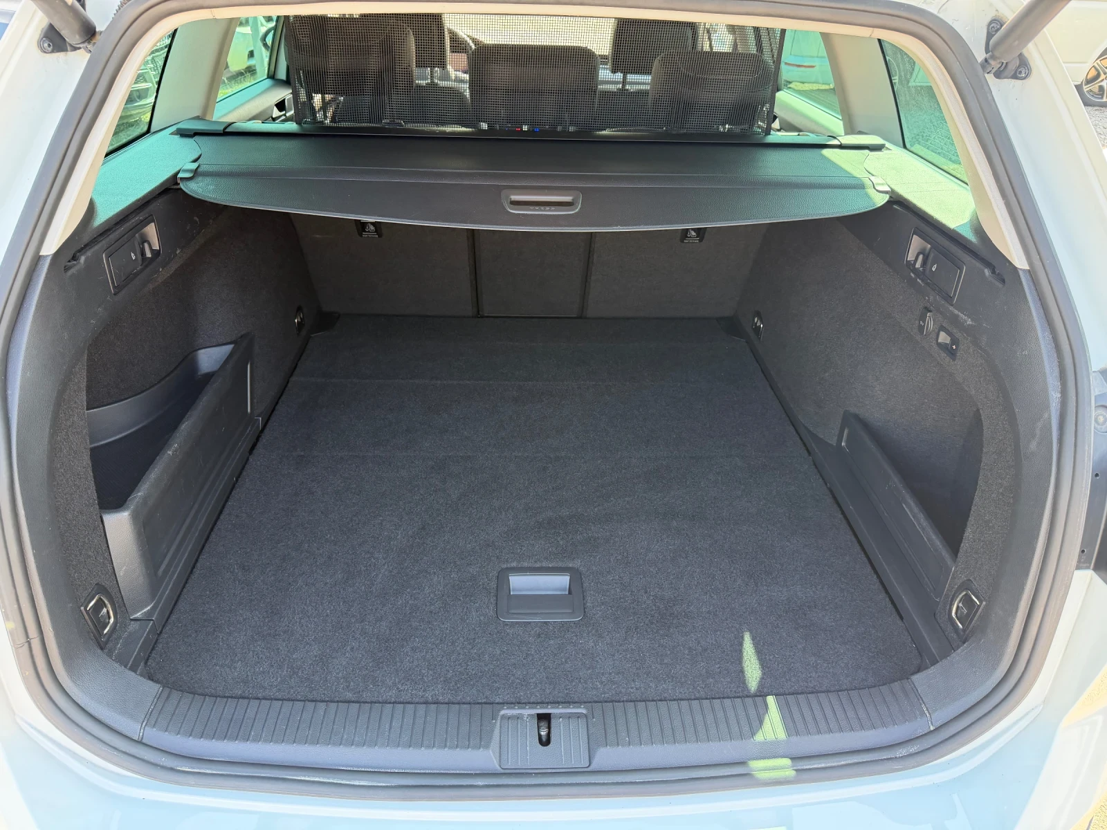 VW Passat 2.0TDI Alltrack Швейцария 200к.с., снимка 16 - Автомобили и джипове - 55248828