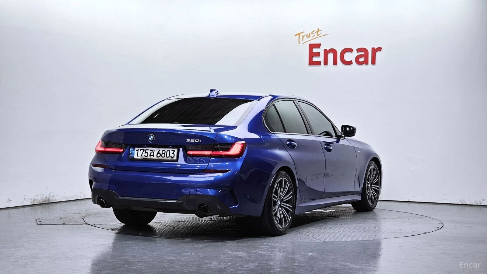 BMW 320 M SPORT* HUD* HARMAN* 360* НАВИ* ПАНО, снимка 2 - Автомобили и джипове - 55547161
