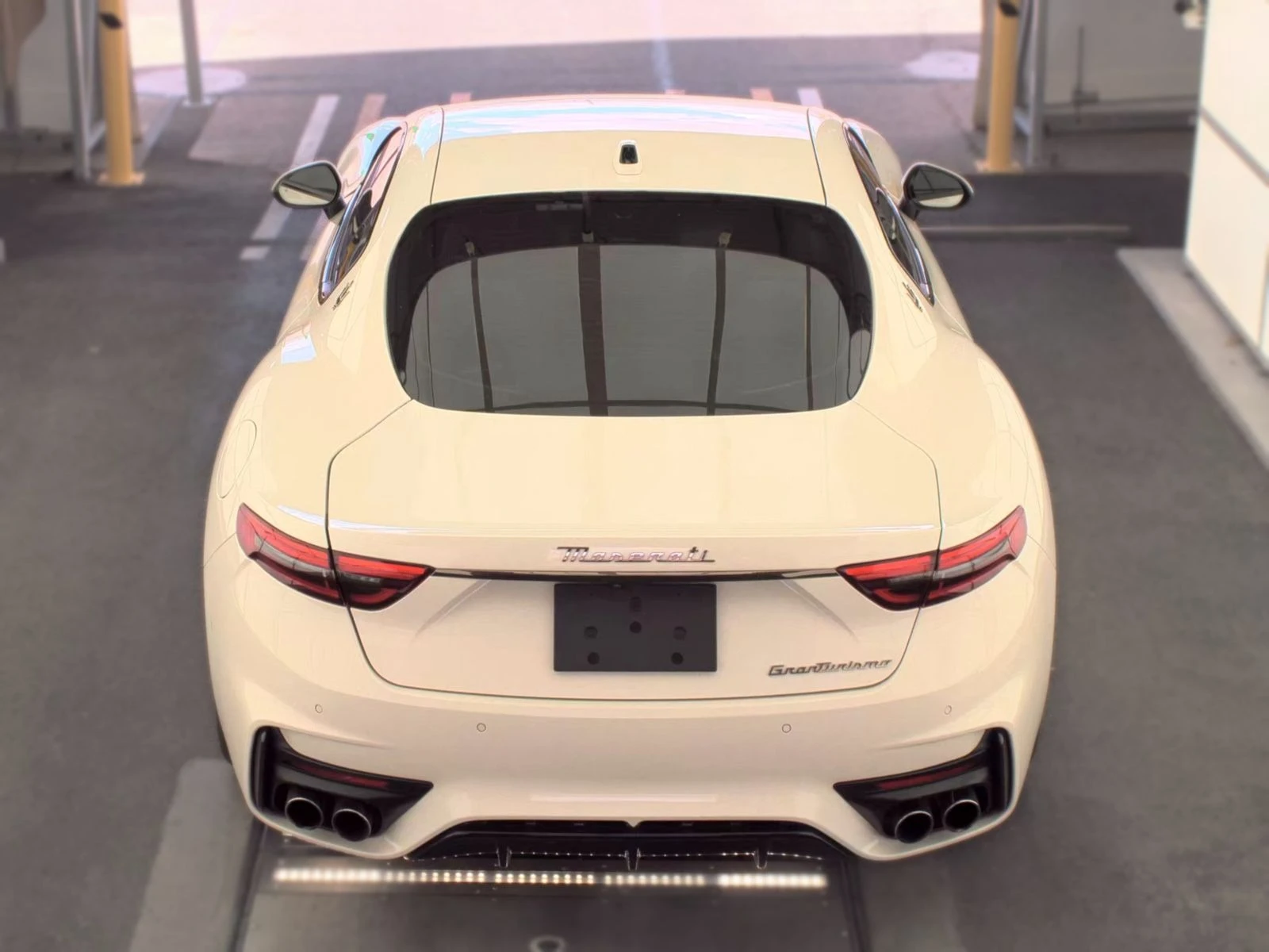 Maserati GranTurismo Trofeo, снимка 6 - Автомобили и джипове - 55907612