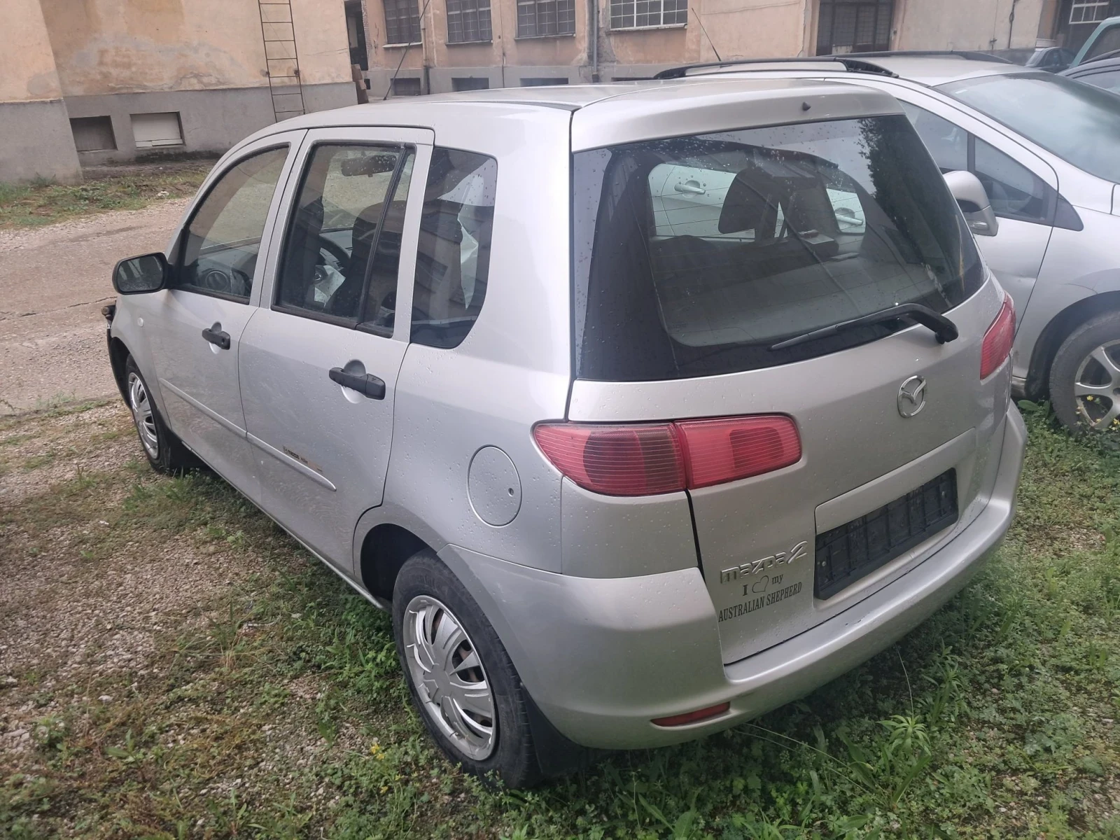 Mazda 2 1.25, снимка 2 - Автомобили и джипове - 56718213