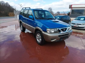 Nissan Terrano 2.4 BENZIN 4X4/ ЛИЗИНГ , снимка 2